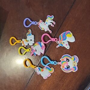 (J20) unicorn keychain